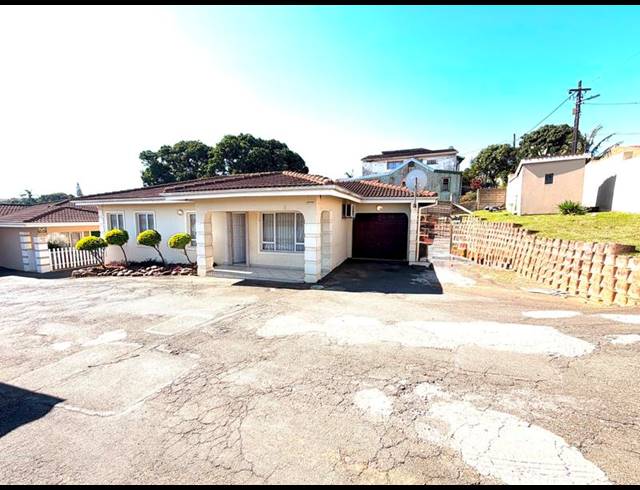 3 BEDROOM HOUSE FOR SALE IN RED HILL